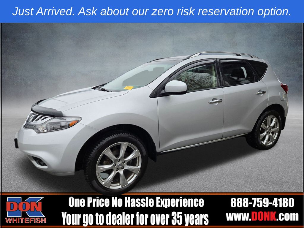 2014 Nissan Murano LE Platinum photo 2