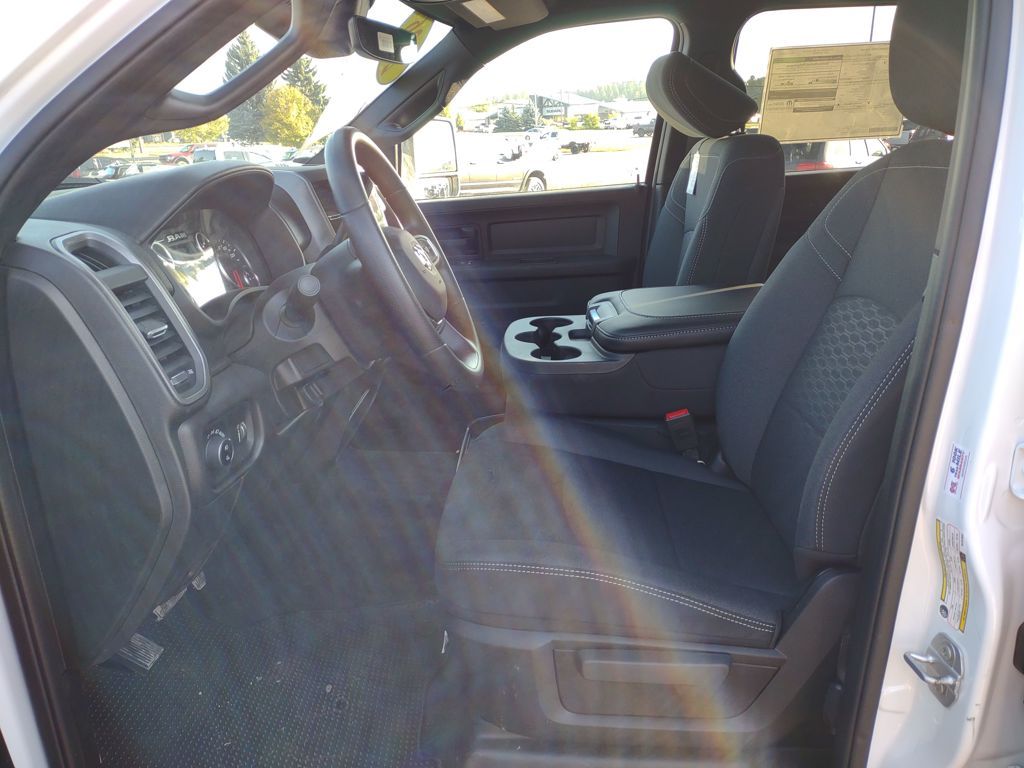 2026 RAM 2500 Tradesman - Photo 13
