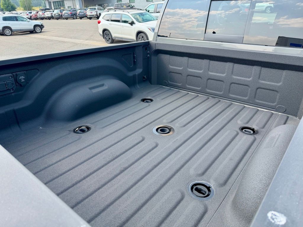 2026 RAM 2500 Laramie - Photo 9