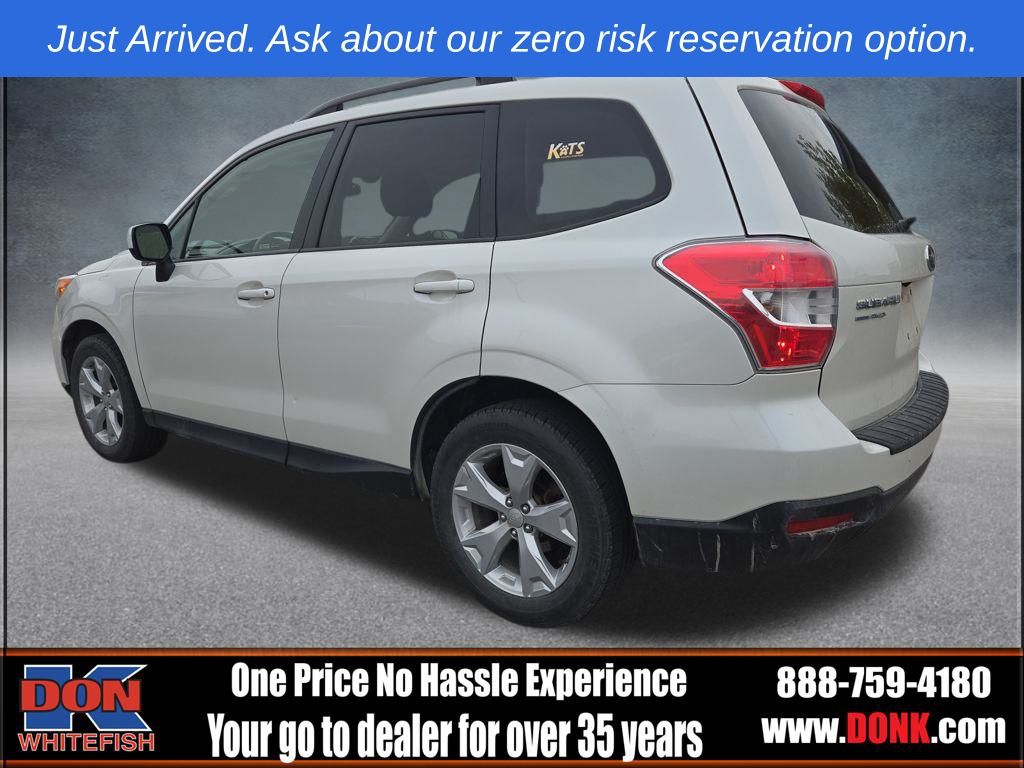 2015 Subaru Forester 2.5i Premium photo 3