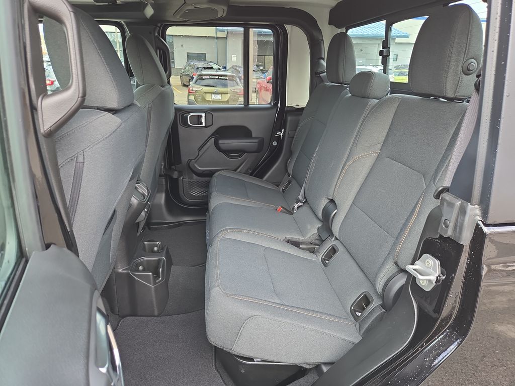 2025 Jeep Gladiator Sport - Photo 14