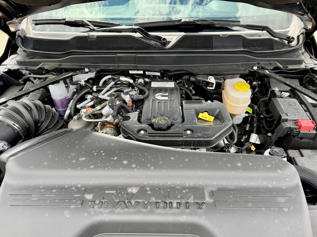 2025 RAM Ram 3500 Pickup Tradesman - Photo 30