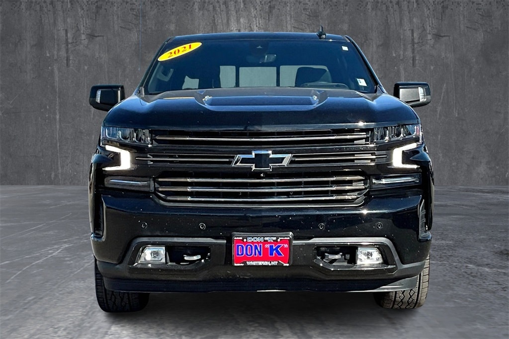 Used 2021 Chevrolet Silverado 1500 High Country with VIN 3GCUYHEL4MG310326 for sale in Whitefish, MT