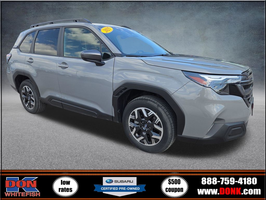 2025 Subaru Forester Premium's photo