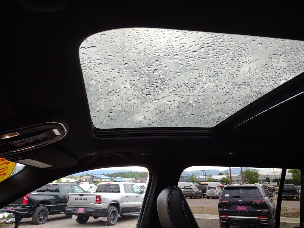 2025 Jeep Grand Cherokee L Overland - Photo 28