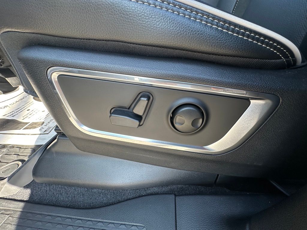2026 RAM 1500 Laramie - Photo 13
