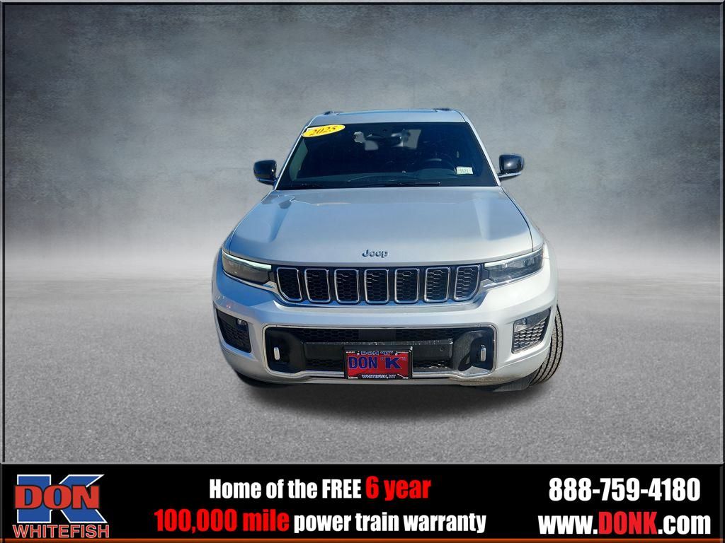 2025 Jeep Grand Cherokee Overland photo 2