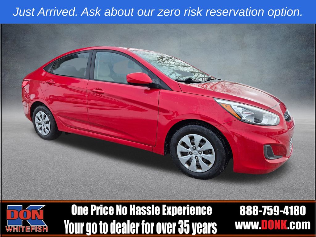 2017 Hyundai Accent SE's photo