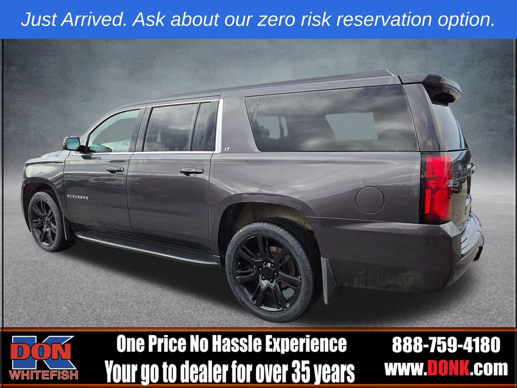 2018 Chevrolet Suburban LT photo 3