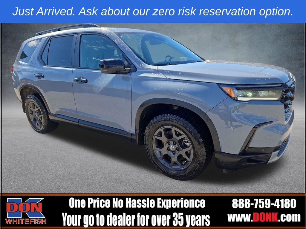 2024 Honda Pilot TrailSport AWD's photo
