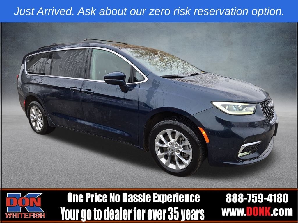 Used 2022 Chrysler Pacifica Touring L Van Passenger Van