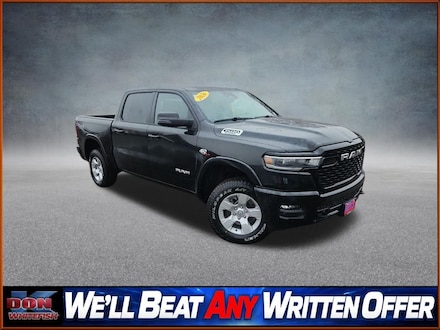 2026 Ram 1500 BIG HORN CREW CAB 4X4 5'7 BOX Pickup