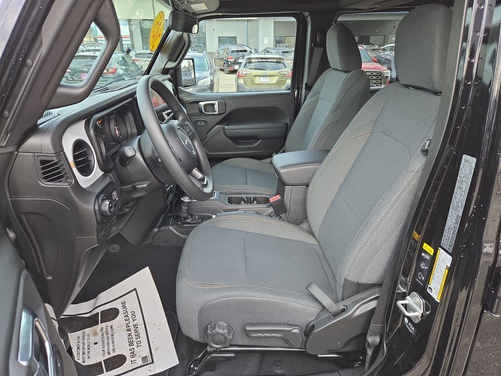 2025 Jeep Gladiator Sport - Photo 13