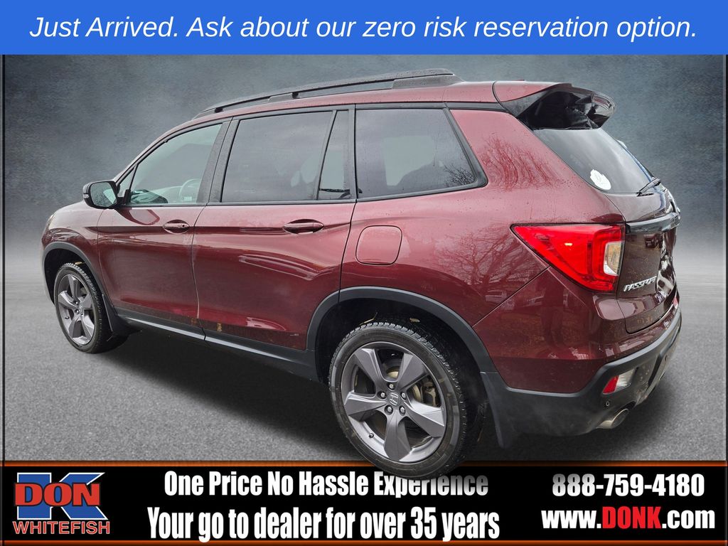 2021 Honda Passport Touring photo 3