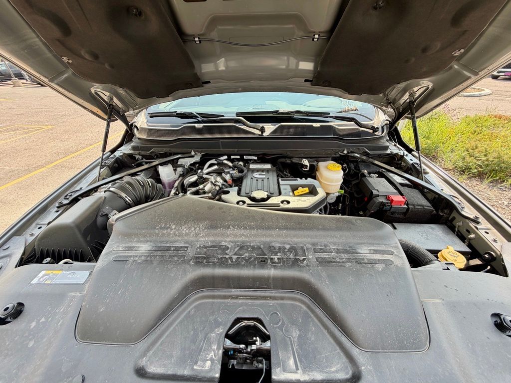 2026 RAM 2500 Laramie - Photo 26