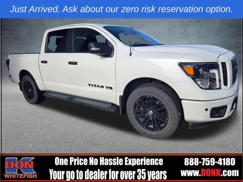 2019 Nissan Titan SV 4X4 Crew Cab's photo