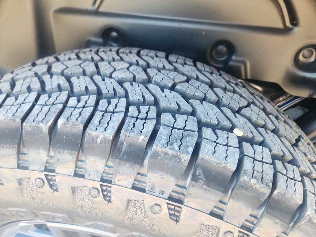 2025 Jeep Wrangler 4-Door Sport S - Photo 11