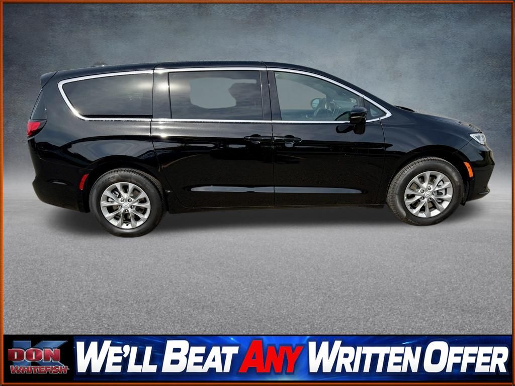 2026 Chrysler Pacifica Select - Photo 10