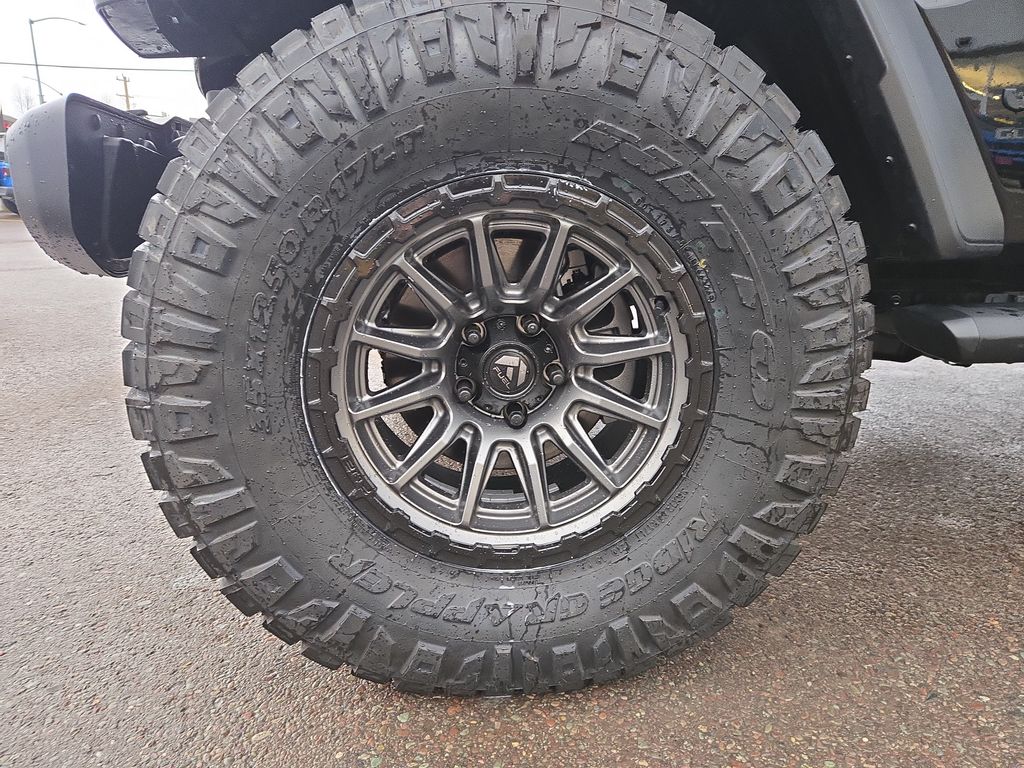 2025 Jeep Gladiator Sport - Photo 10