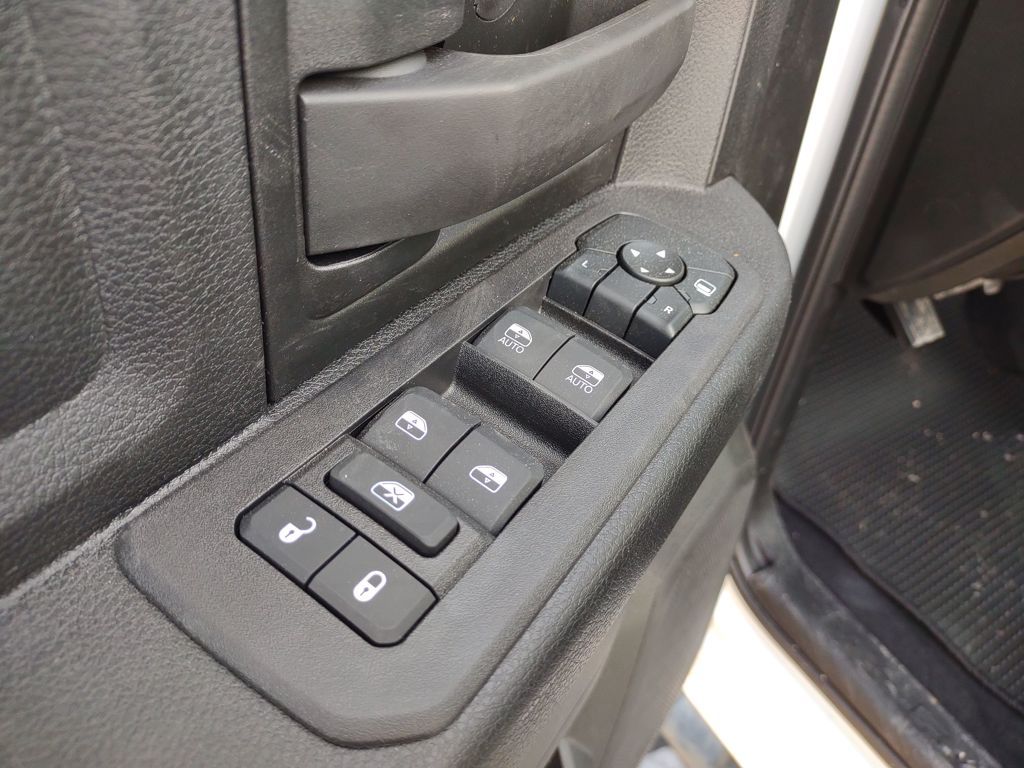 2026 RAM 2500 Tradesman - Photo 12
