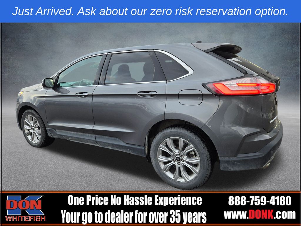 2024 Ford Edge Titanium photo 3