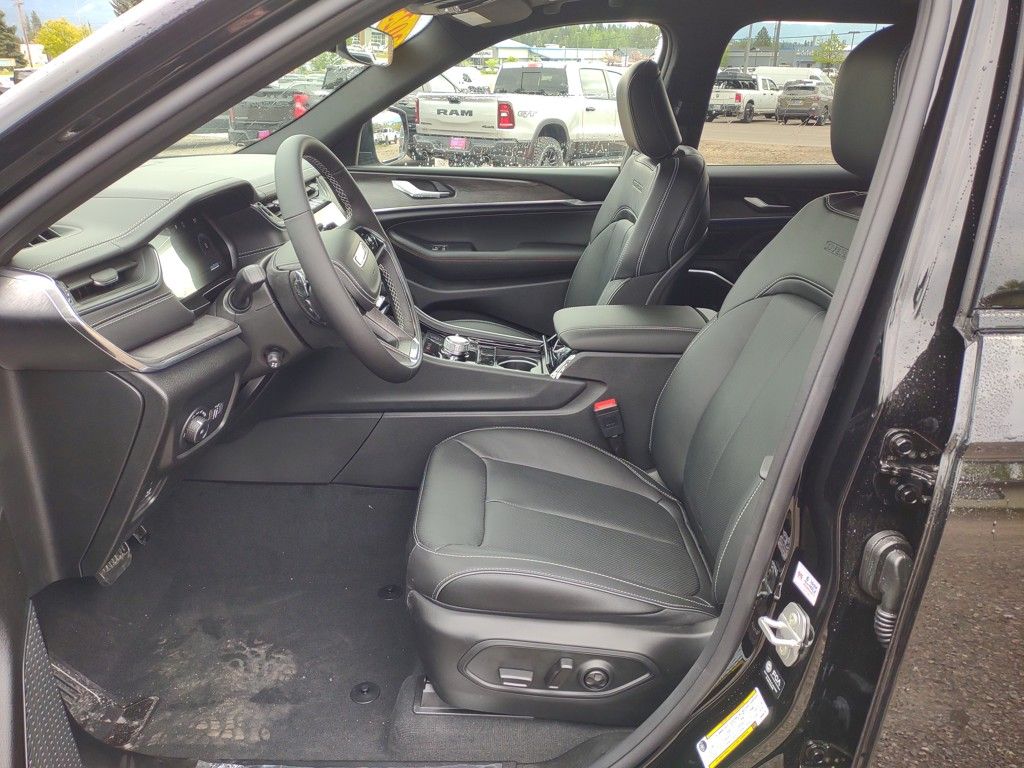 2025 Jeep Grand Cherokee L Overland - Photo 14