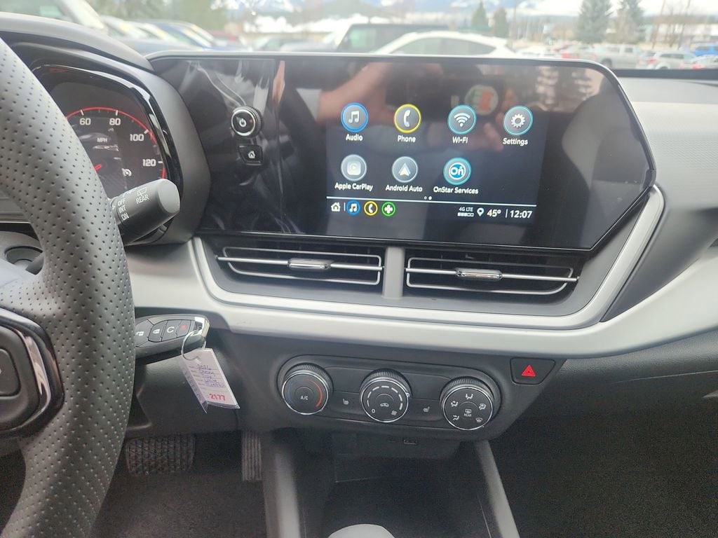 2026 Chevrolet Trax RS - Photo 18