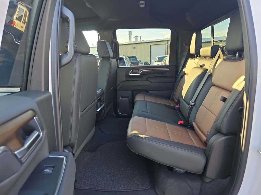 2026 Chevrolet Silverado 3500 HD High Country - Photo 16