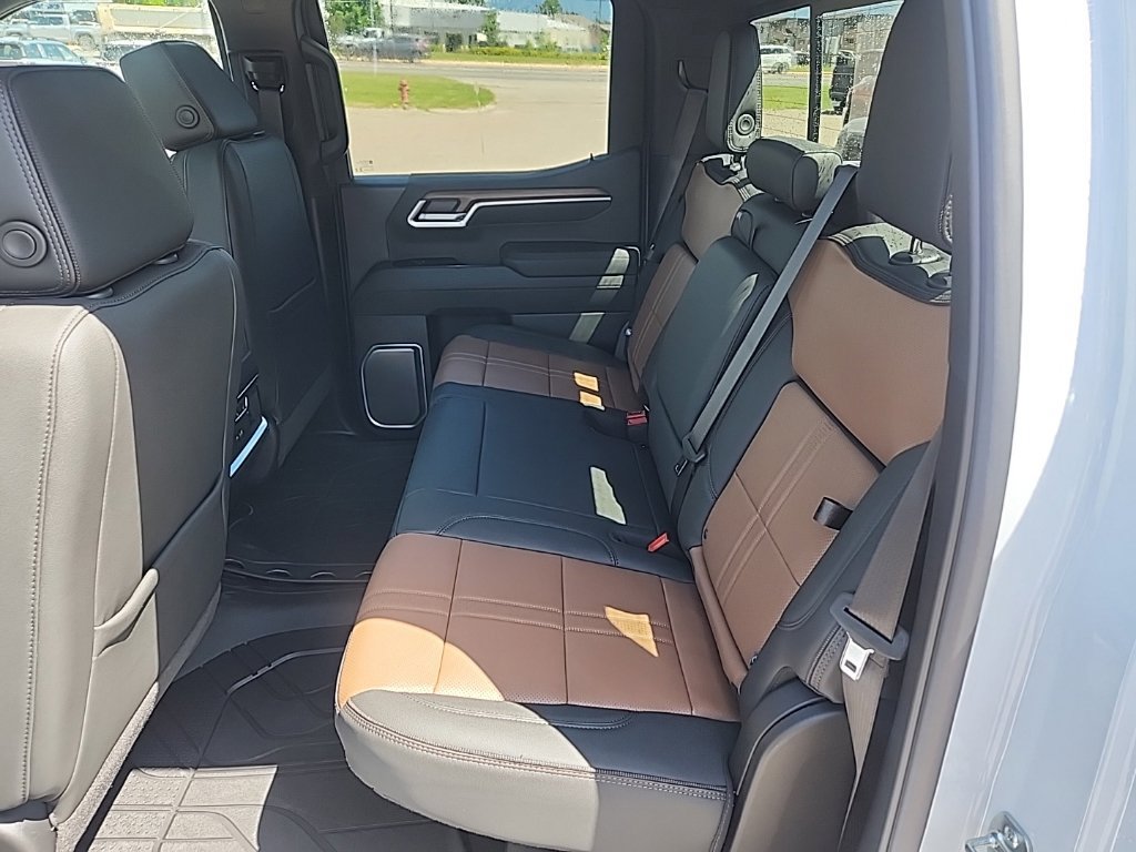 2026 Chevrolet Silverado 1500 High Country - Photo 15