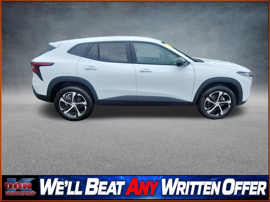 2026 Chevrolet Trax RS - Photo 8