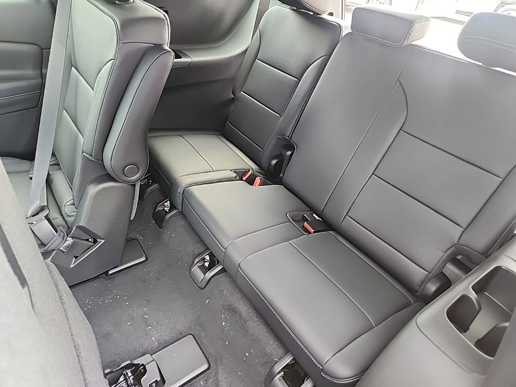 2026 Chevrolet Traverse LT - Photo 16