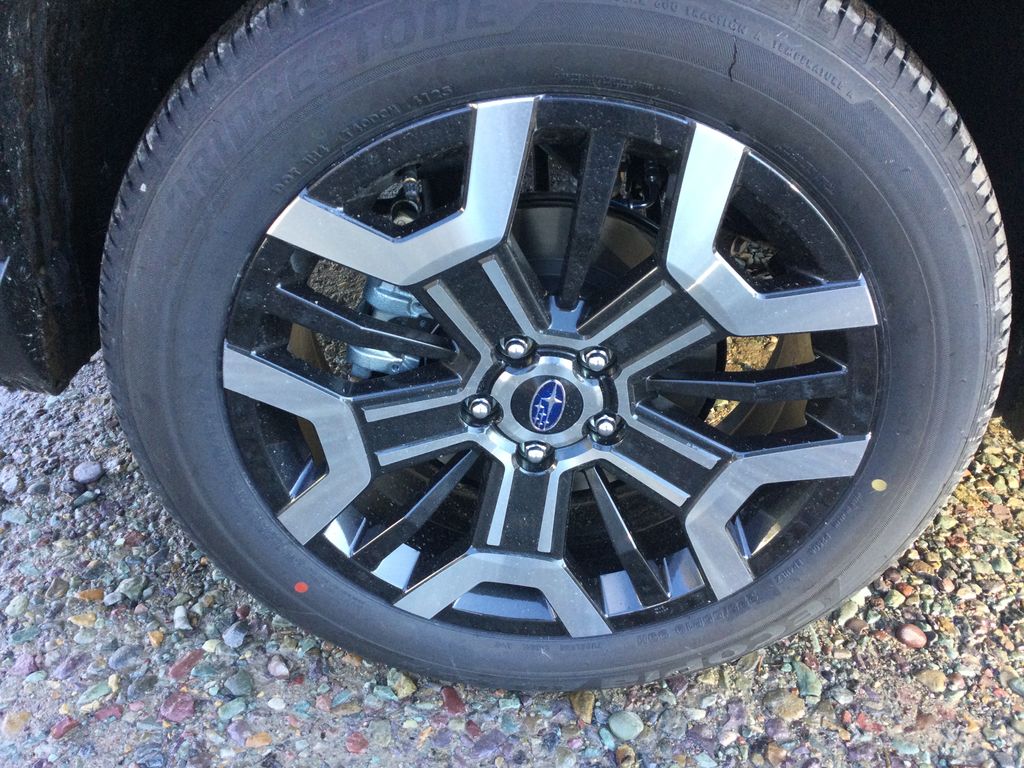 2026 Subaru Outback Touring XT - Photo 10