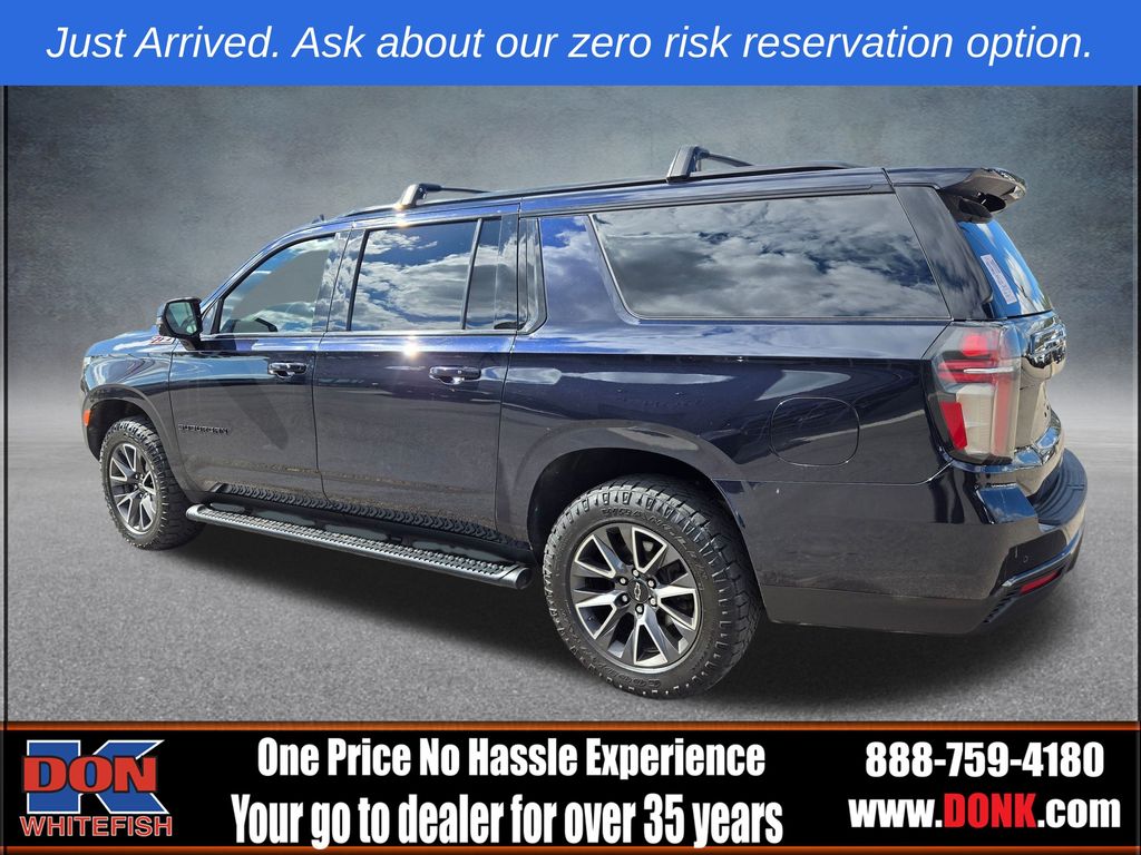 2022 Chevrolet Suburban Z71 photo 3