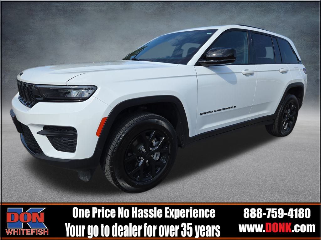 2024 Jeep Grand Cherokee Altitude photo 2