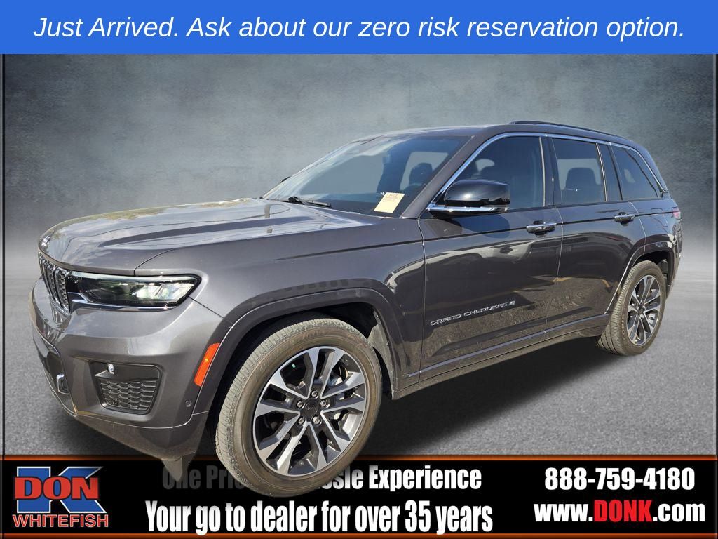 2022 Jeep Grand Cherokee Overland photo 2