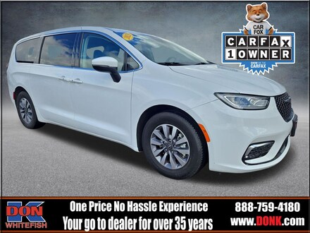 Featured Used 2023 Chrysler Pacifica Hybrid Touring L 7 Passenger Van Passenger Van for Sale in Whitefish, MT