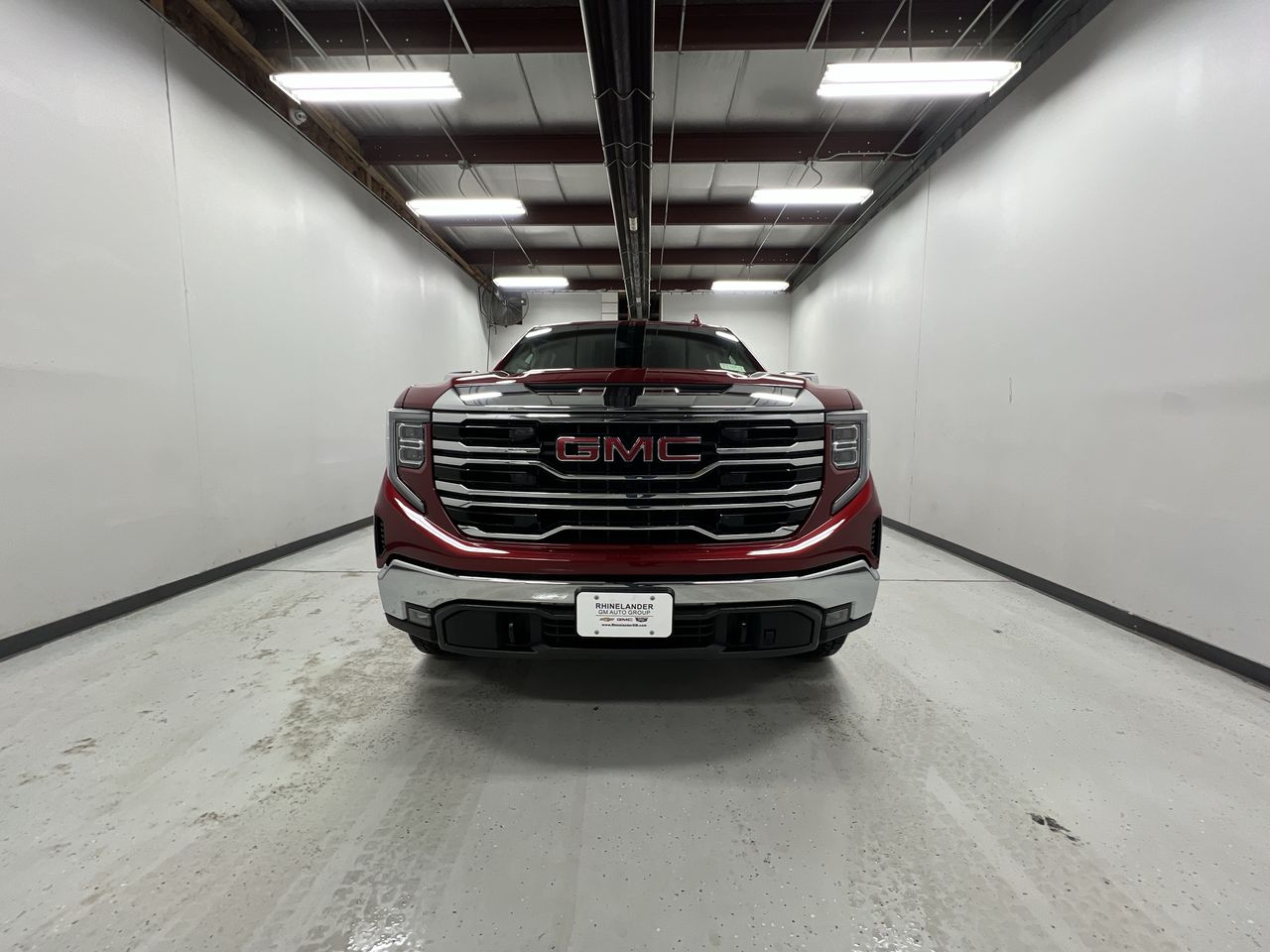 2026 GMC Sierra 1500 SLT - Photo 17