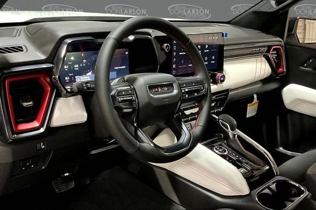 2026 GMC Canyon AT4X - Photo 9