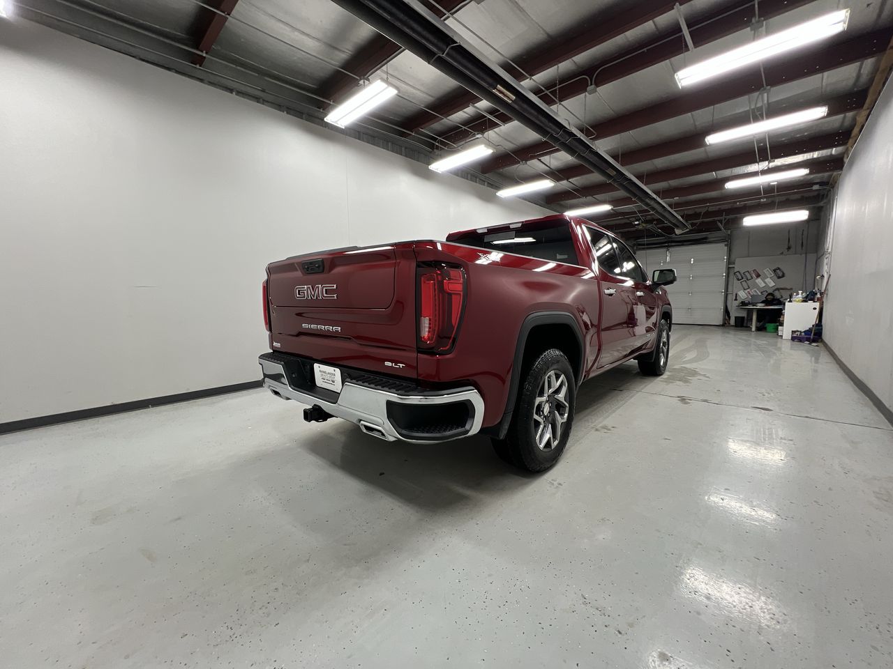 2026 GMC Sierra 1500 SLT - Photo 22