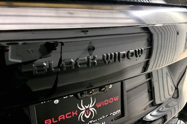 2026 GMC Yukon AT4 - Photo 7