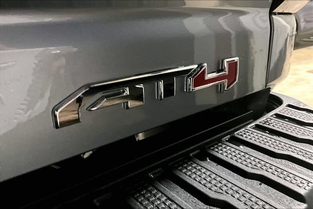 2026 GMC Sierra 2500HD AT4 - Photo 7