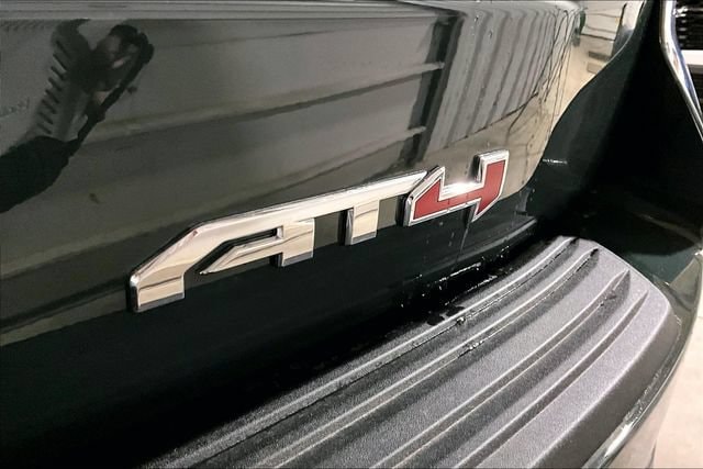 2026 GMC Yukon XL AT4 - Photo 7