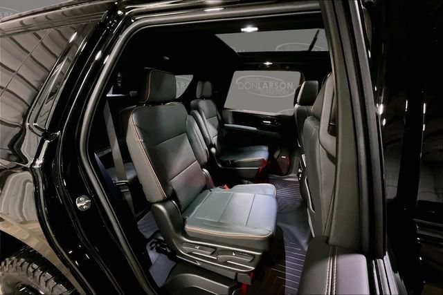 2026 GMC Yukon AT4 - Photo 13