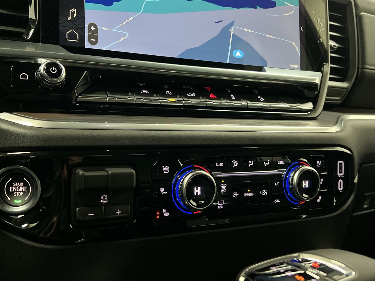 2026 GMC Sierra 1500 SLT - Photo 33