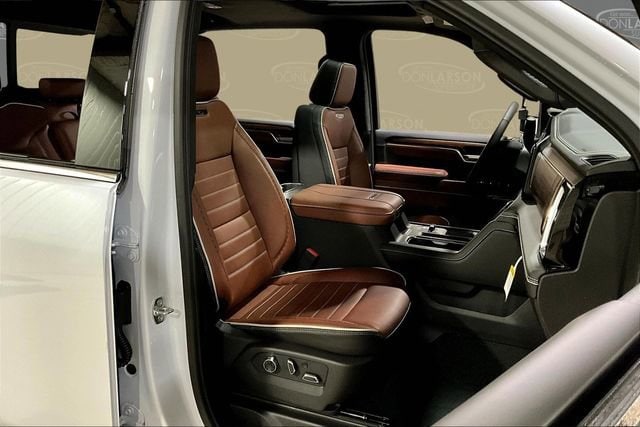 2026 GMC Sierra 3500HD Denali Ultimate - Photo 12