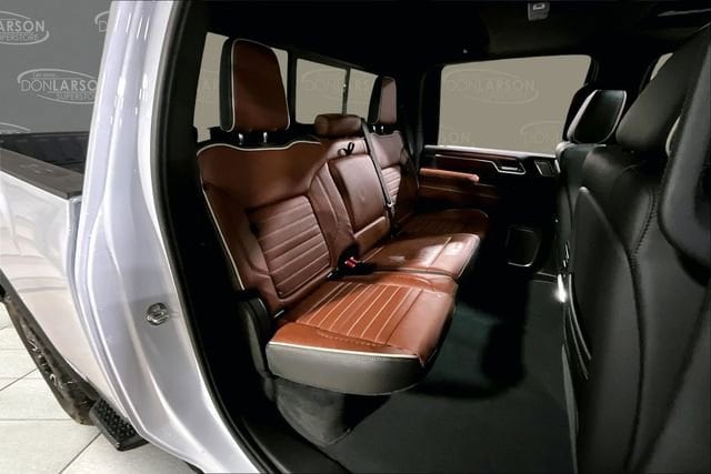 2026 GMC Sierra 3500HD Denali Ultimate - Photo 13
