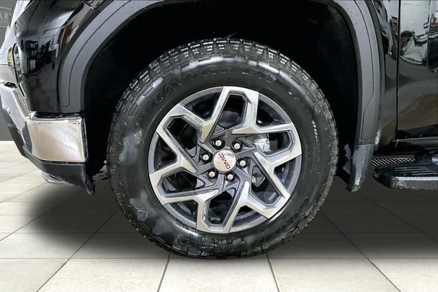 2026 GMC Sierra 1500 SLT - Photo 8