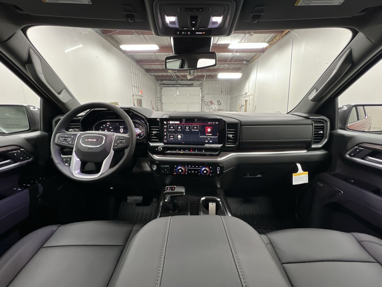 2026 GMC Sierra 1500 SLT - Photo 35
