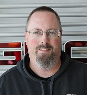 Staff member Steve Earl from ID_c022ba