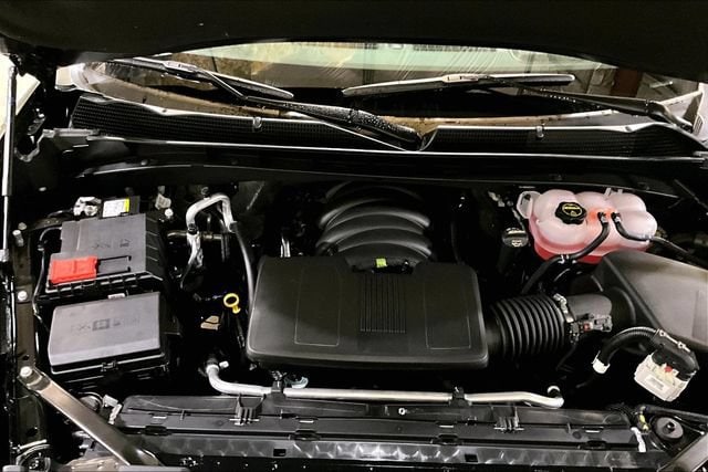 2026 GMC Sierra 1500 SLT - Photo 8